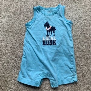 Carter’s Local Hunk Sleeveless Baby Onesie blue 3M